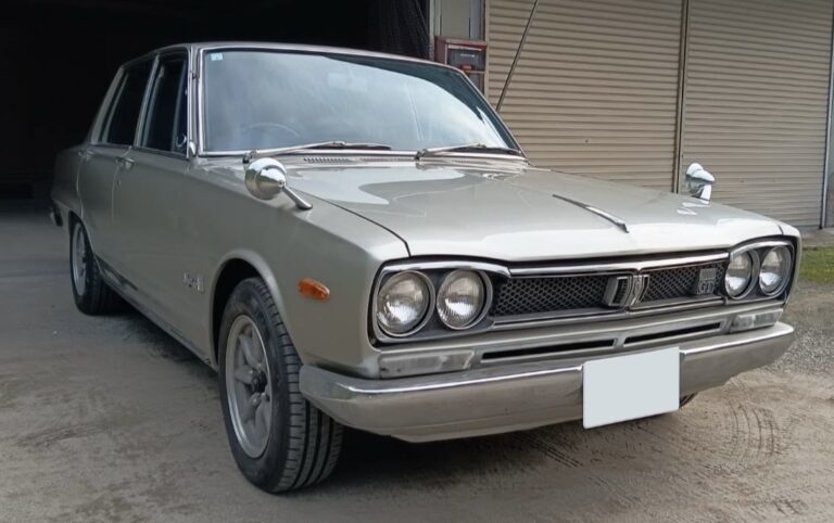 ハコスカ　日産スカイライン　2000GT（GC10型）程度良好！の外観